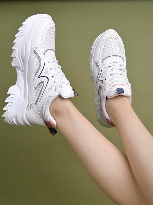 Women Lace Up Running Shoes